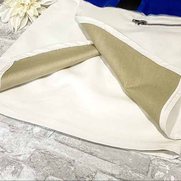 SOLD | NWT Le Chateau Ivory Faux Leather Mini Skirt - Picture 11 of 16